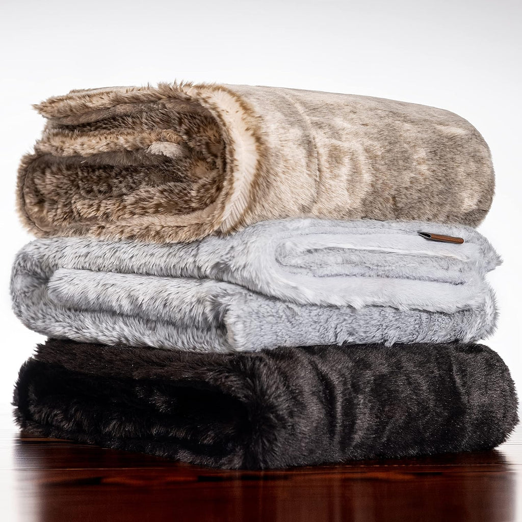 Throw Blanket, Exquisite Faux Fur -Double Sided Weighted Blanket 5.7 lbs for Couch, Chaise, Sofas & Chairs. Thick