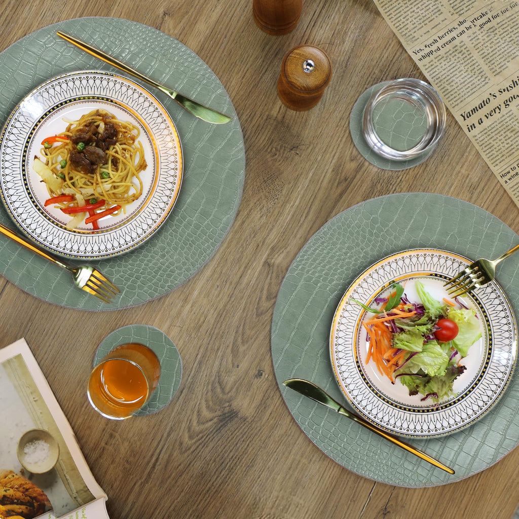 Round Leather Placemats for Round Tables Set of 8, Green Place Mats and Coasters, Wipeable Waterproof Heat Resistant