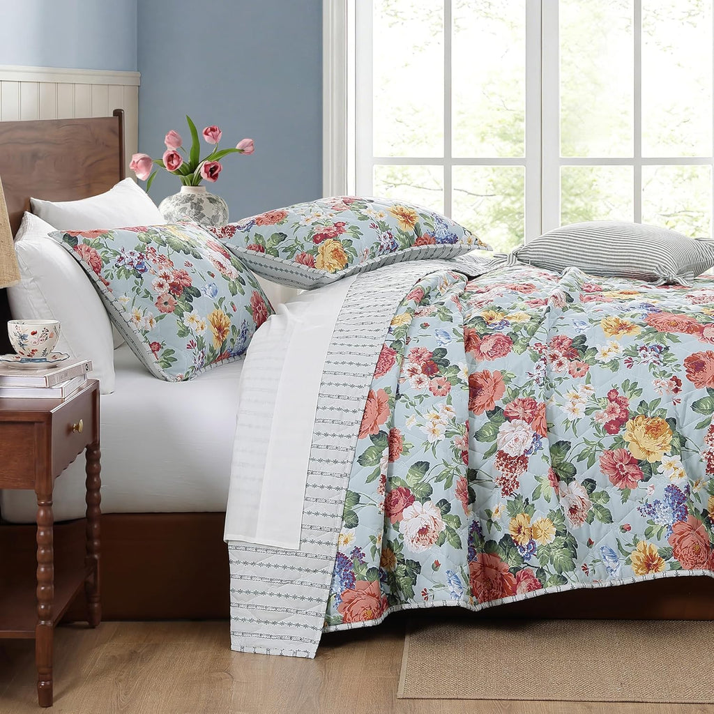 Floral Quilt Set Queen, 3 Piece Reversible Lightweight Soft Bedspread Coverlet, Garden Farmhouse Botanical Diamond
