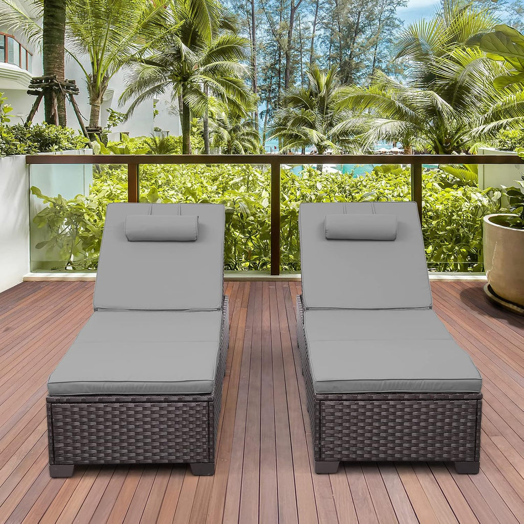 Outdoor Chaise Lounge Set Patio Lounge Chairs Outside Pool Lounger Furniture Set of 2 Brown Wicker Recliners with