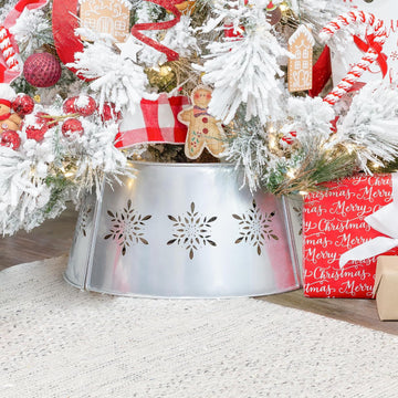 Snowflake Farmhouse Tree Collar (29-Inch Diameter Base, Silver), Vintage Enamelware, Christmas Tree Accent,Vintage