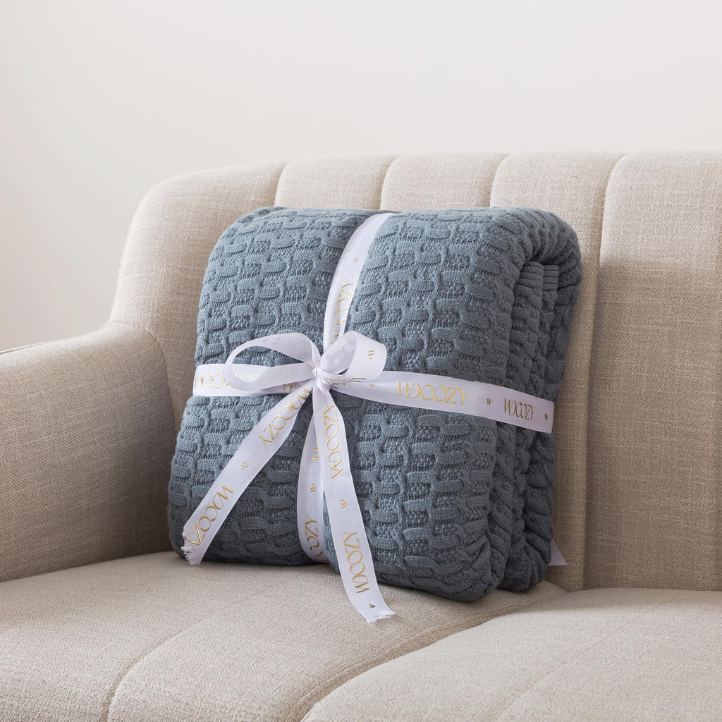 Cable Knit Throw Blanket - Super Soft, Warm & Lightweight Knitted Jacquard Throw Blanket for Couch, Sofa, Bed, Chair