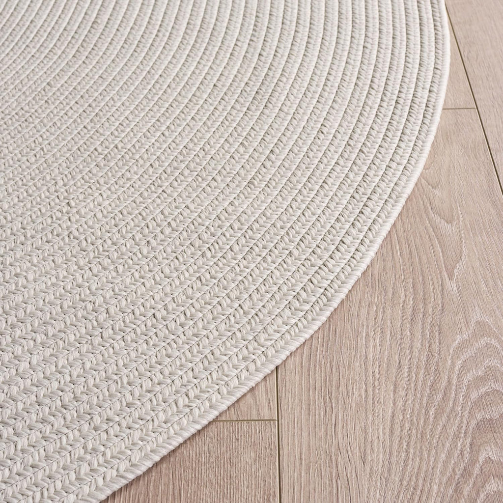 Braided Indoor/Outdoor Washable Oval Rug 4x6, Cream BRD315C