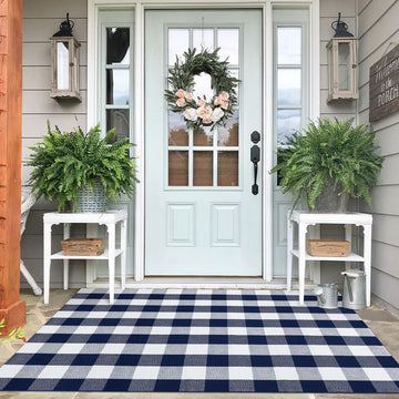 4x6 Buffalo Plaid Outdoor Rug, Washable Front Porch, Navy White