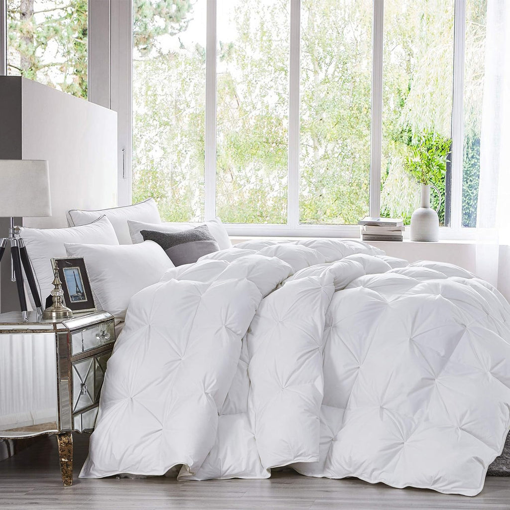 Luxurious All-Season Goose Down Feather Fiber Comforter Super King Duvet Insert (120x120)