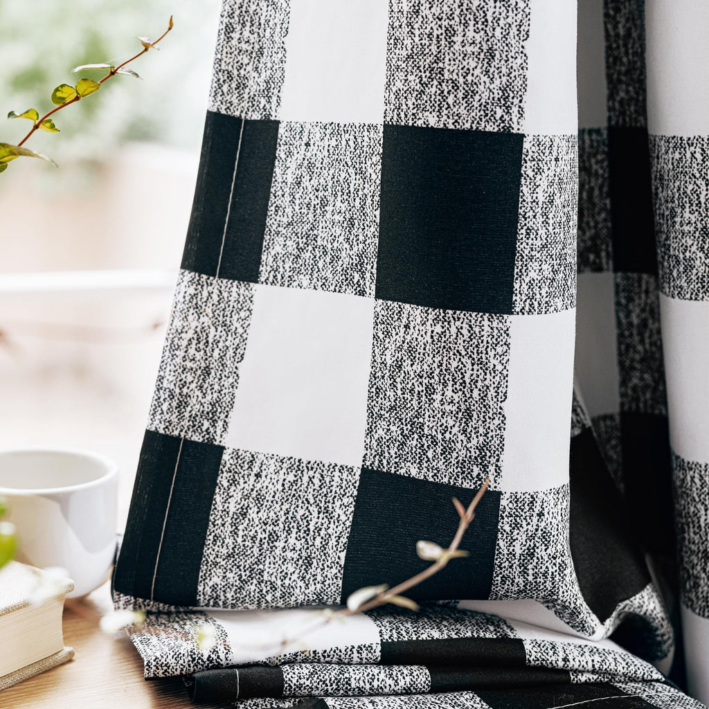Buffalo Plaid Blackout Curtains 2 Panels W52 x L84, Black