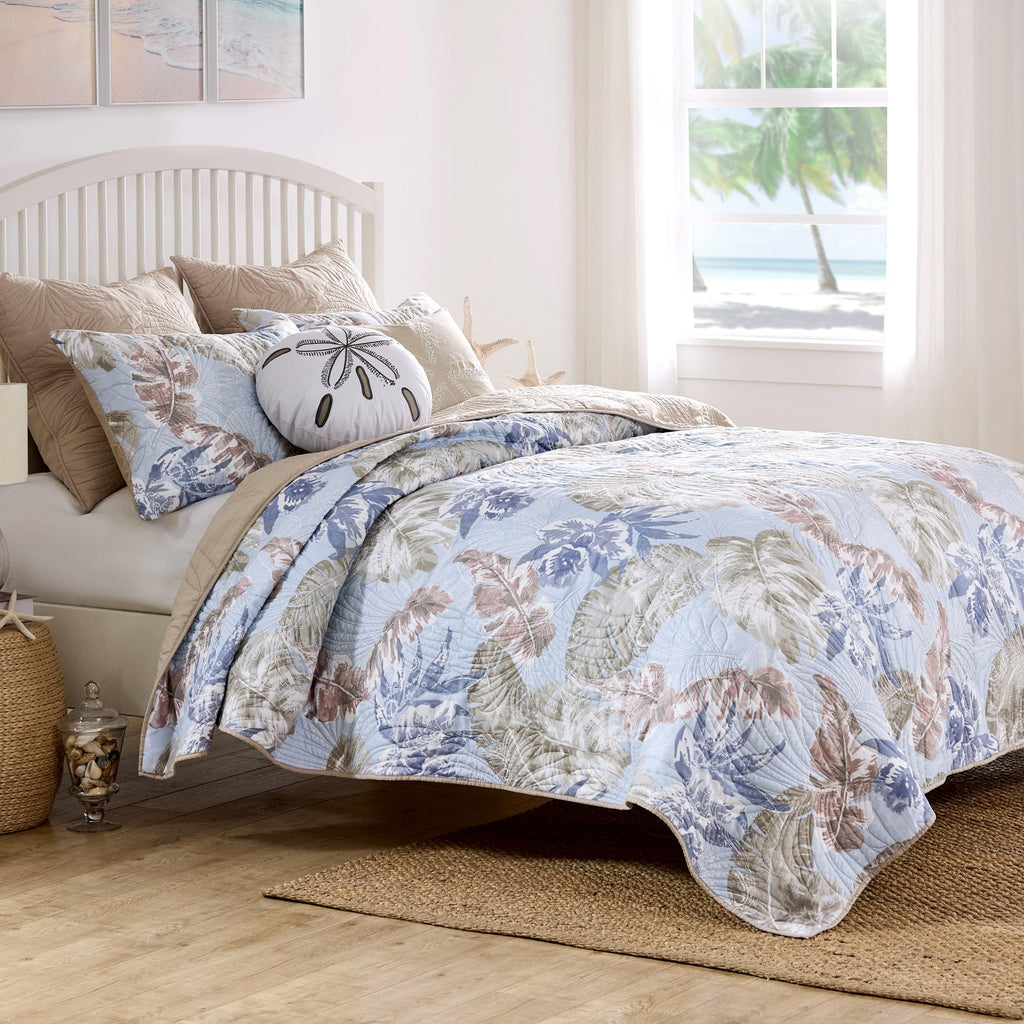 Home Tropics Palm Leaves Coastal Cotton Blend Quilt Set, 2-Piece /XL, Mist