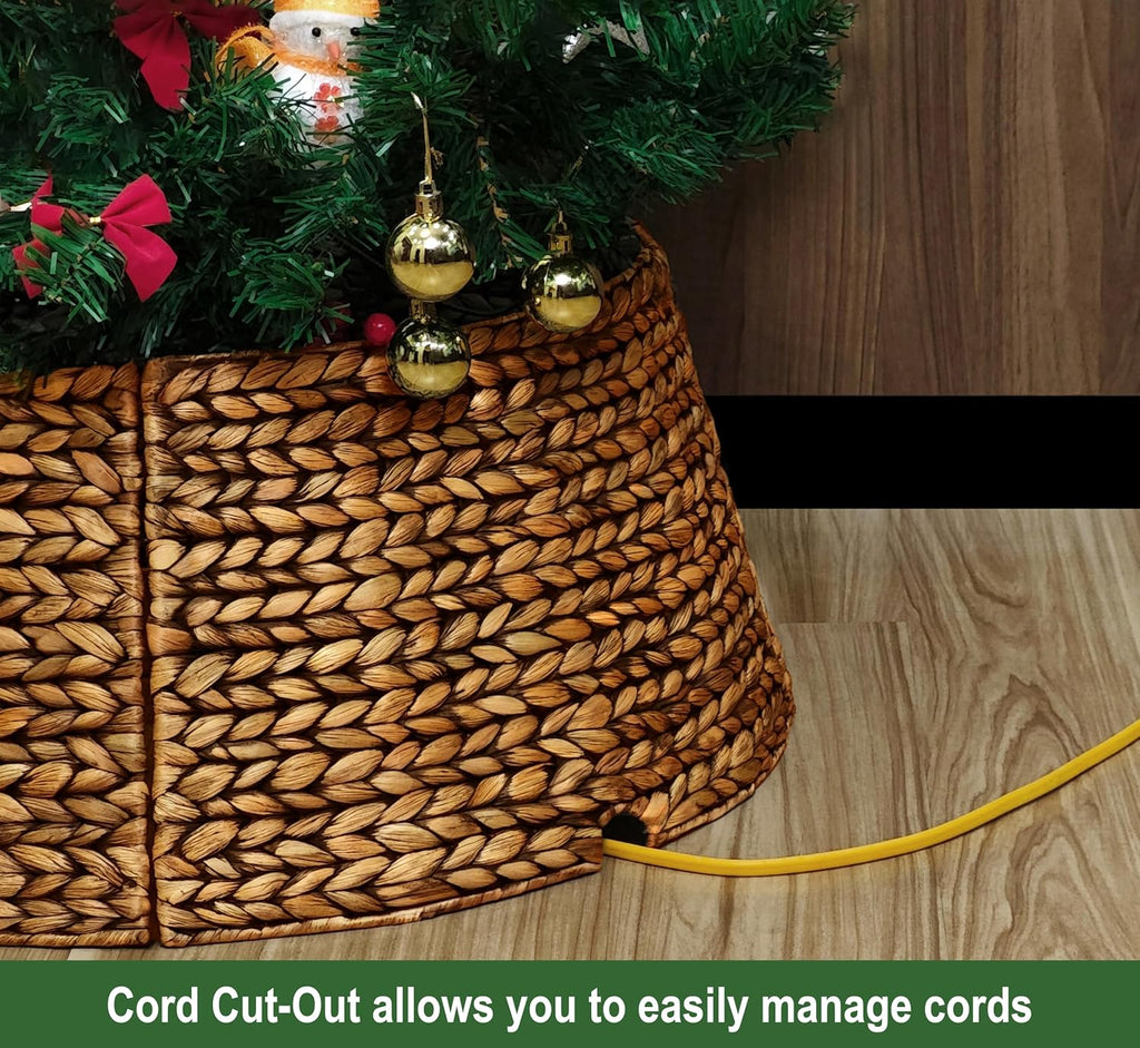 Rattan Christmas Tree Collar, Brown Wash, 24 inch