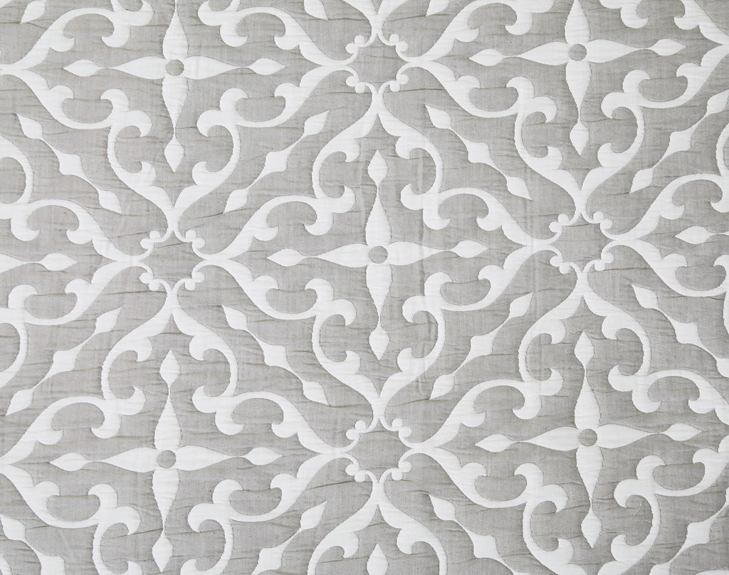Gray & White Medallion Jacquard Reversible Bed 3 Piece Quilt Elegant 50% Cotton 50% Polyester Coverlet Bedding