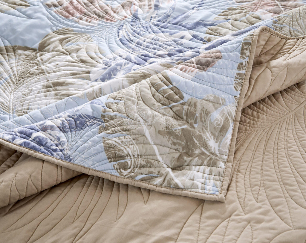 Home Tropics Palm Leaves Coastal Cotton Blend Quilt Set, 2-Piece /XL, Mist