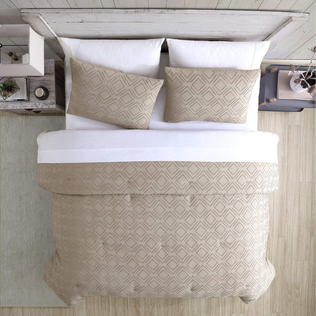 3-Piece Emerson Clipped Jacquard All Season Down Alternative Comforter Set Bedding with Matching Shams, Decorative