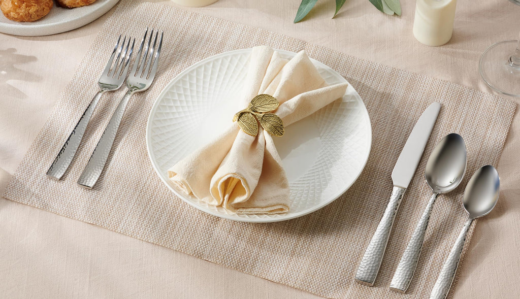 Hammered Stainless Steel 18/10 Flatware Silverware Set, Service for 4 (20-Piece Set)