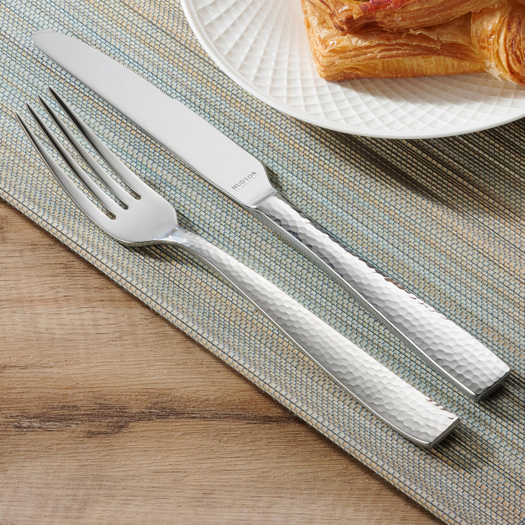 Hammered Stainless Steel 18/10 Flatware Silverware Set, Service for 4 (20-Piece Set)