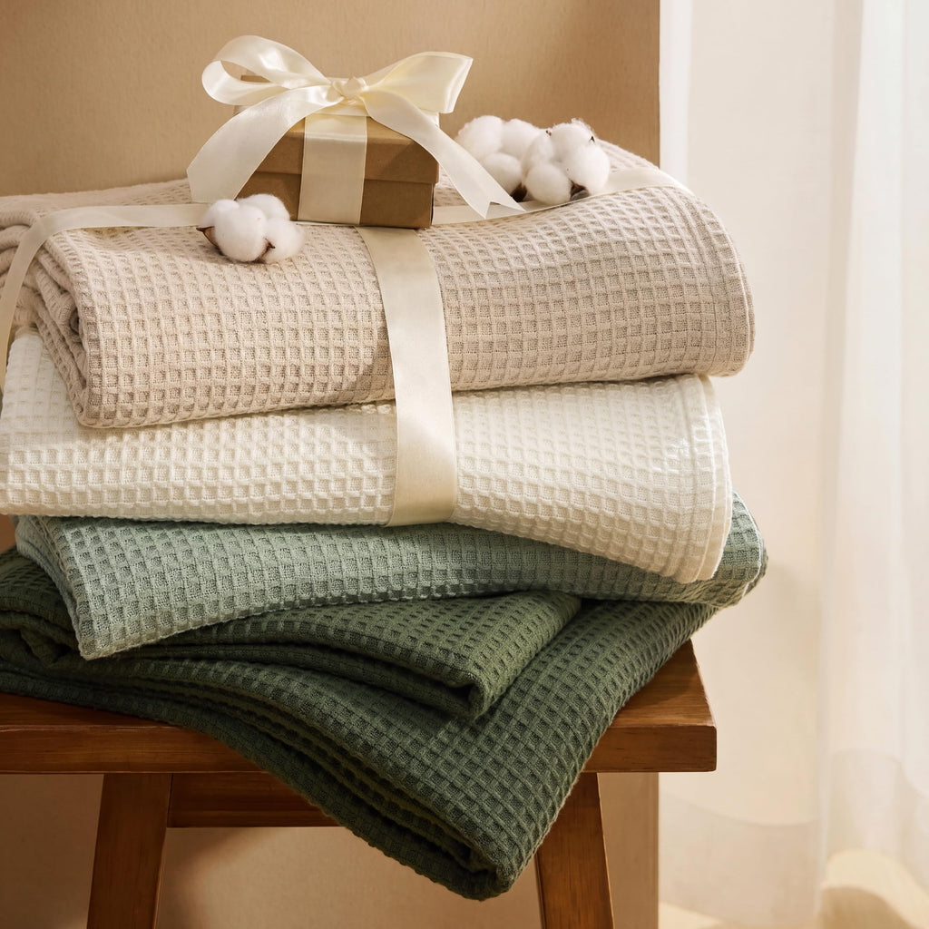 GentleSoft 100% Cotton Blanket King Size for Bed - Breathable Lightweight and Soft for Summer, Basket Waffle Weave