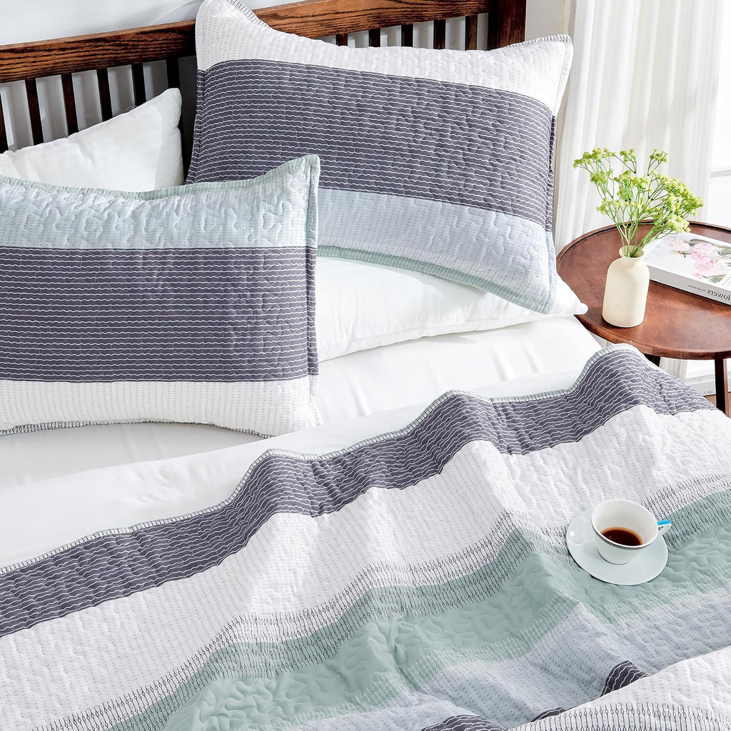King Quilt Set Sage Green, 3 Pieces Mint Green Ultra Soft Lightweight Bedspreads & Coverlets Set, Patchwork Striped