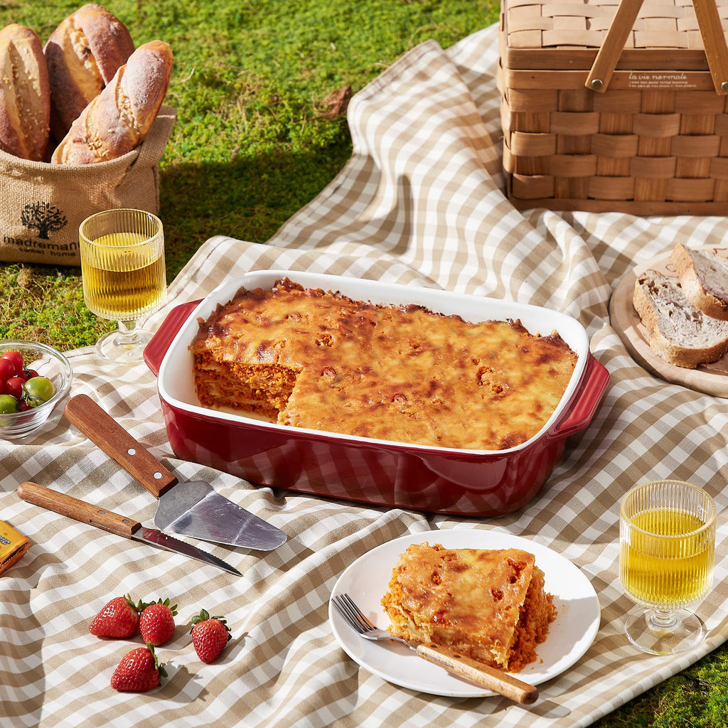 Large Ceramic Casserole Dish with Lid, 4 QT Baking Dish, Red
