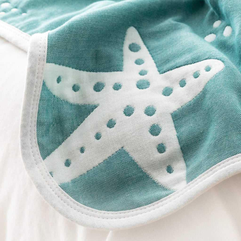 Coral Conch Starfish Shell Muslin Wrap Blanket Reversible 100% Cotton 6 Layer Quilt Bed Blanket Soft Warm Throw