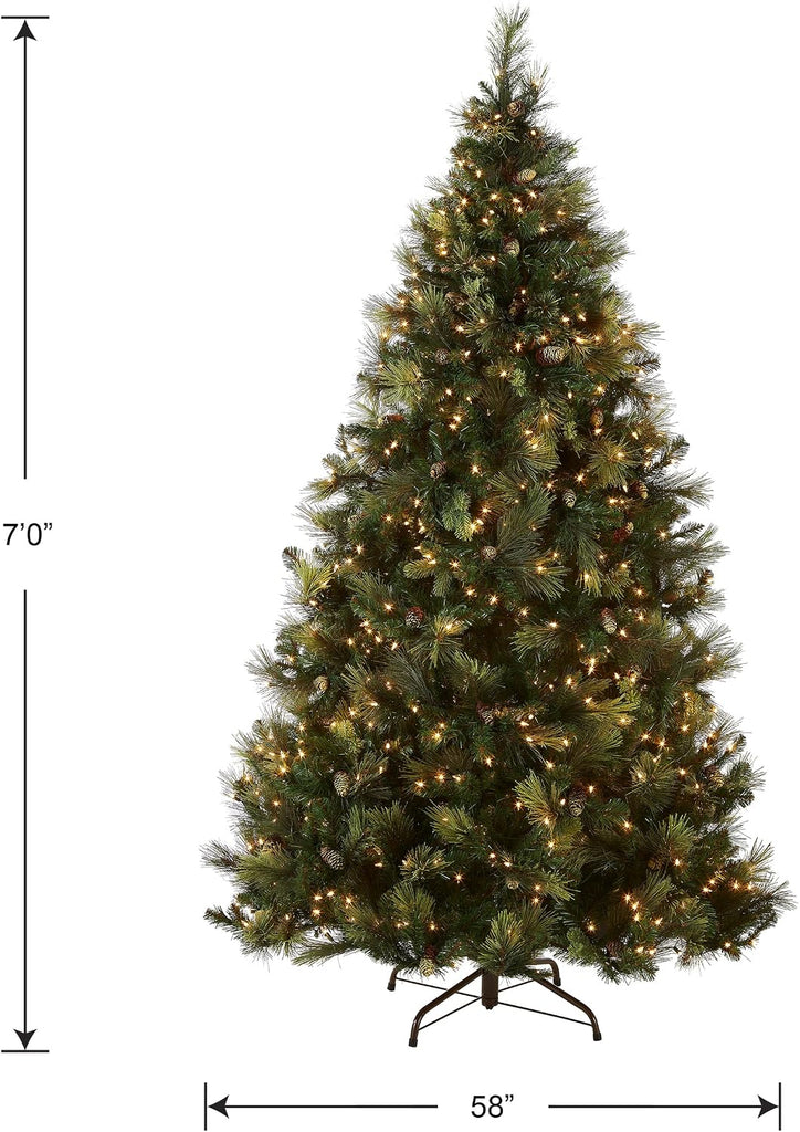 Tree Company 7ft Pre-Lit Carolina Pine Artificial Christmas Tree | 700 Clear Lights, 1,147 Tips, Includes Stand, Green