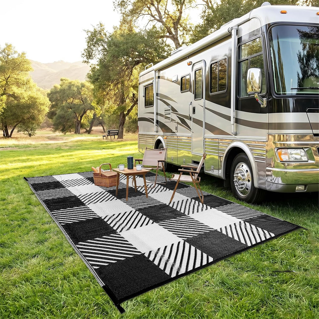 Reversible Waterproof Outdoor Rug, Black & White Checkered