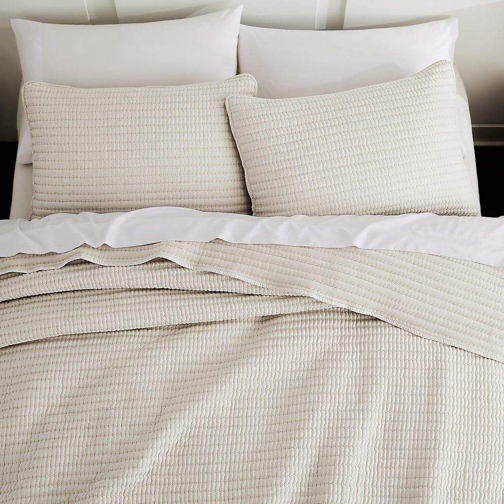 Beige Pick Stitch Oversized King Quilt Set, California King Striped Lightweight Soft Summer Spring Bedspread, Bamboo