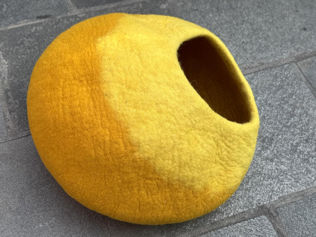 Felt Cat Cave Bed - Yellow & Golden Yellow Wool Cat House, Cozy Enclosed Pet Bed for Indoor Cats, Warm Nest Sleeping