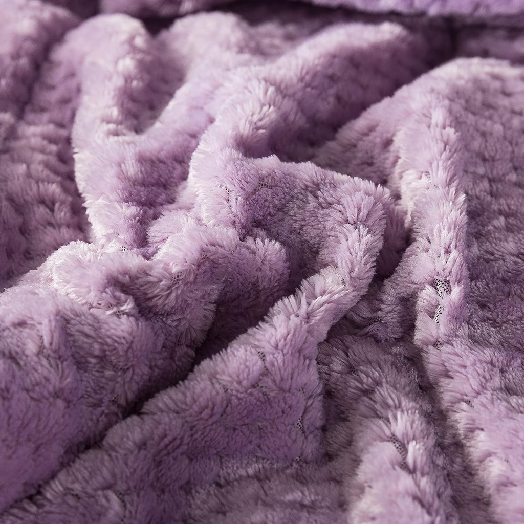 Super Ultra Soft Luxury Plush Sherpa Comforter, Cozy Reversible Faux Fur Machine Washable Bedding, Purple, Queen Size