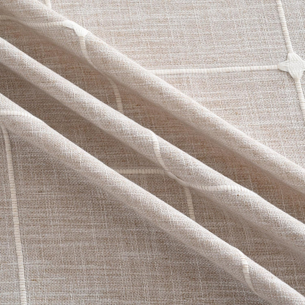 Lattice Embroidery Plaid Round Tablecloth, Heavy Duty Cotton Linen Fabric Wrinkle Resistant Round Ta