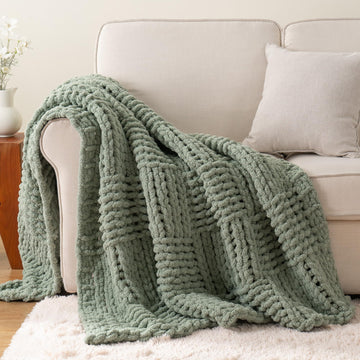 Chunky Knit Throw Blanket for Couch, Sage Green, 50"x60"
