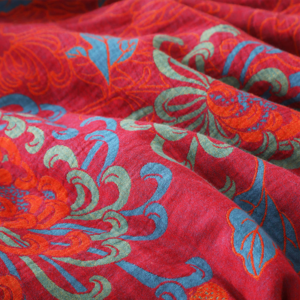 100% Cotton Floral Jacquard Quilt, Soft Lightweight Bed Blanket, 3 Layers Reversible Bedspread Coverlet Breathable