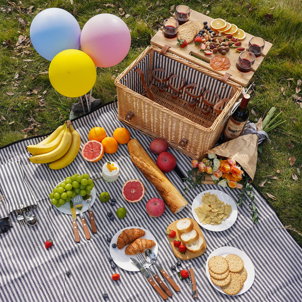 Wicker Picnic Basket for 4 with Wine Table - Stripe