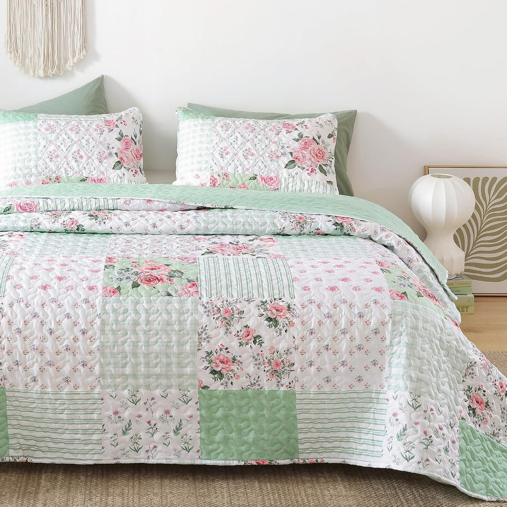 Floral Quilt Set Queen - Ultra Soft Lightweight Bedspread, 3 Piece Green Bedding Set (90"x90") with Pillowcases