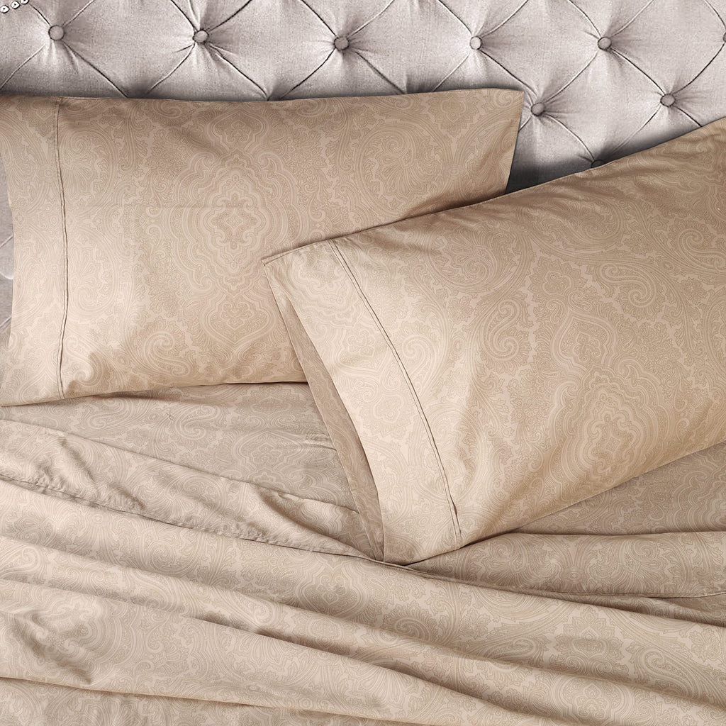 600 Thread Count Cotton Blend Bed Sheet Set, Includes 1 Fully Elastic Deep Pocket Fitted Sheet, 1 Flat Sheet, 1