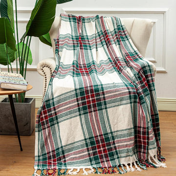 Christmas Throw Blanket with Tassels, Chenille Plaid Checkered Blanket for Couch Bed Sofa, Super Soft Cozy