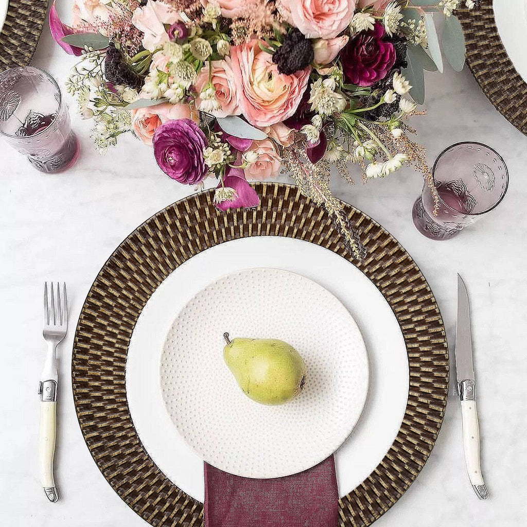 Faux Rattan Plastic Rustic Charger Plates, Set of 6 Elegant Round Plate Chargers for Dinner, Decorative for Events