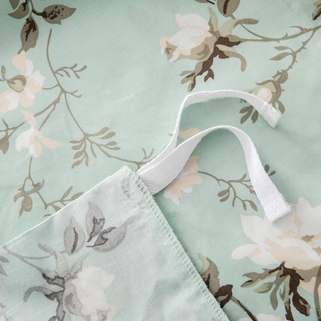 Shabby Chic Floral Duvet Cover and Pillowcases Set Cottage Garden Botanical Nature Flowers Cabbage Roses Peony Rosy