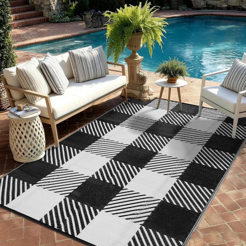 Reversible Waterproof Outdoor Rug, Black & White Checkered