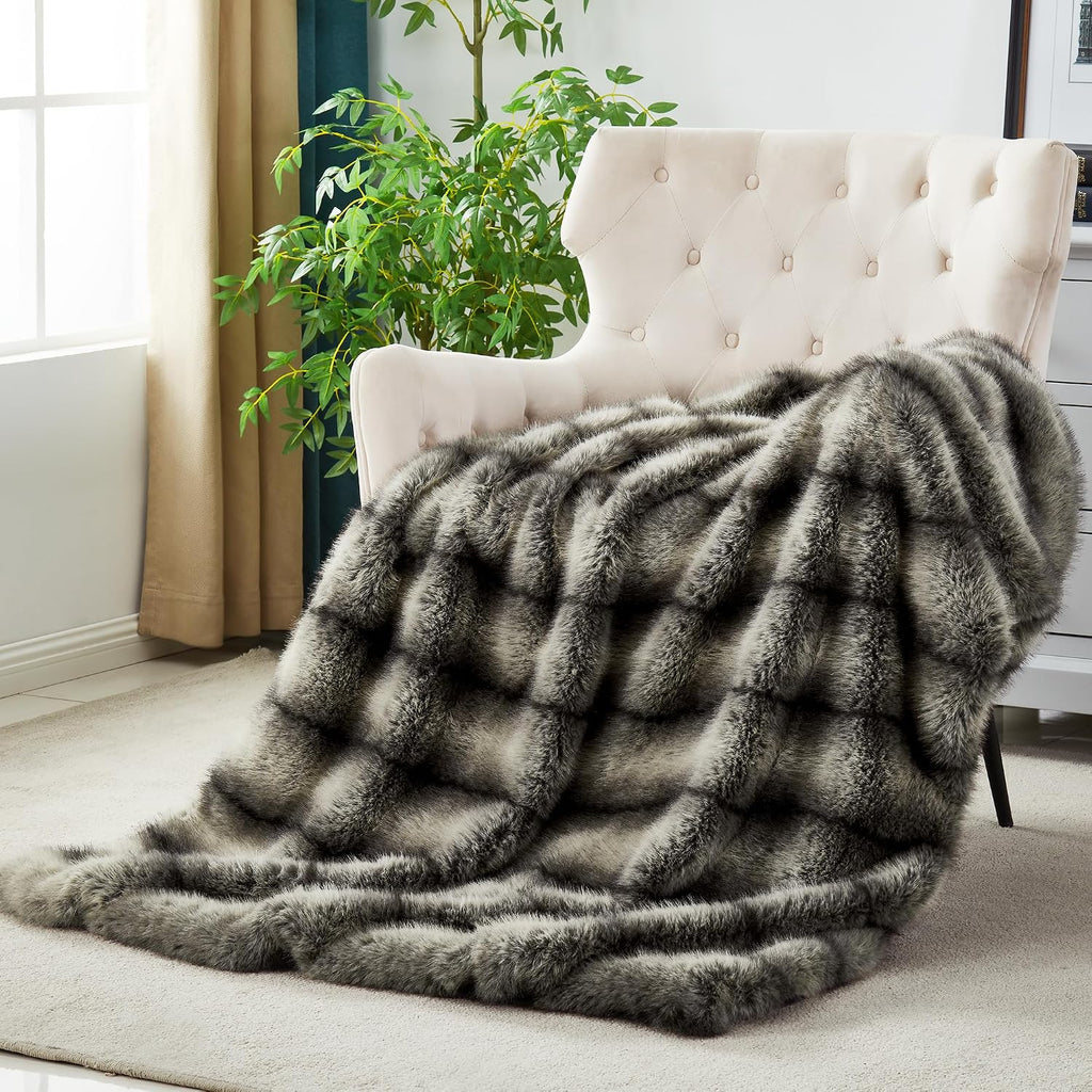 High-end Premium Fuzzy Faux Wolf Fur Throw Blanket 50" x 60", Luxury Cozy Accent Thick Animal Skin Fluffy Fox Blanket
