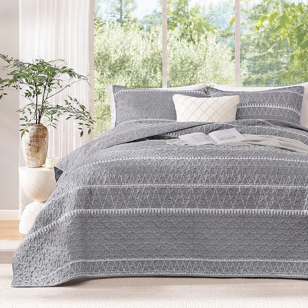 Quilts Queen Grey, 3 Pieces Queen Quilt Bedding Set Boho Lightweight Soft Striped Bedspread for All Season (90"x96")