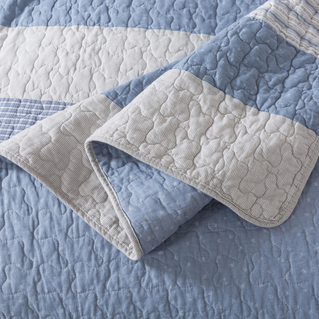Blue Horizon Striped Cotton Quilt Set, with 1 Sham