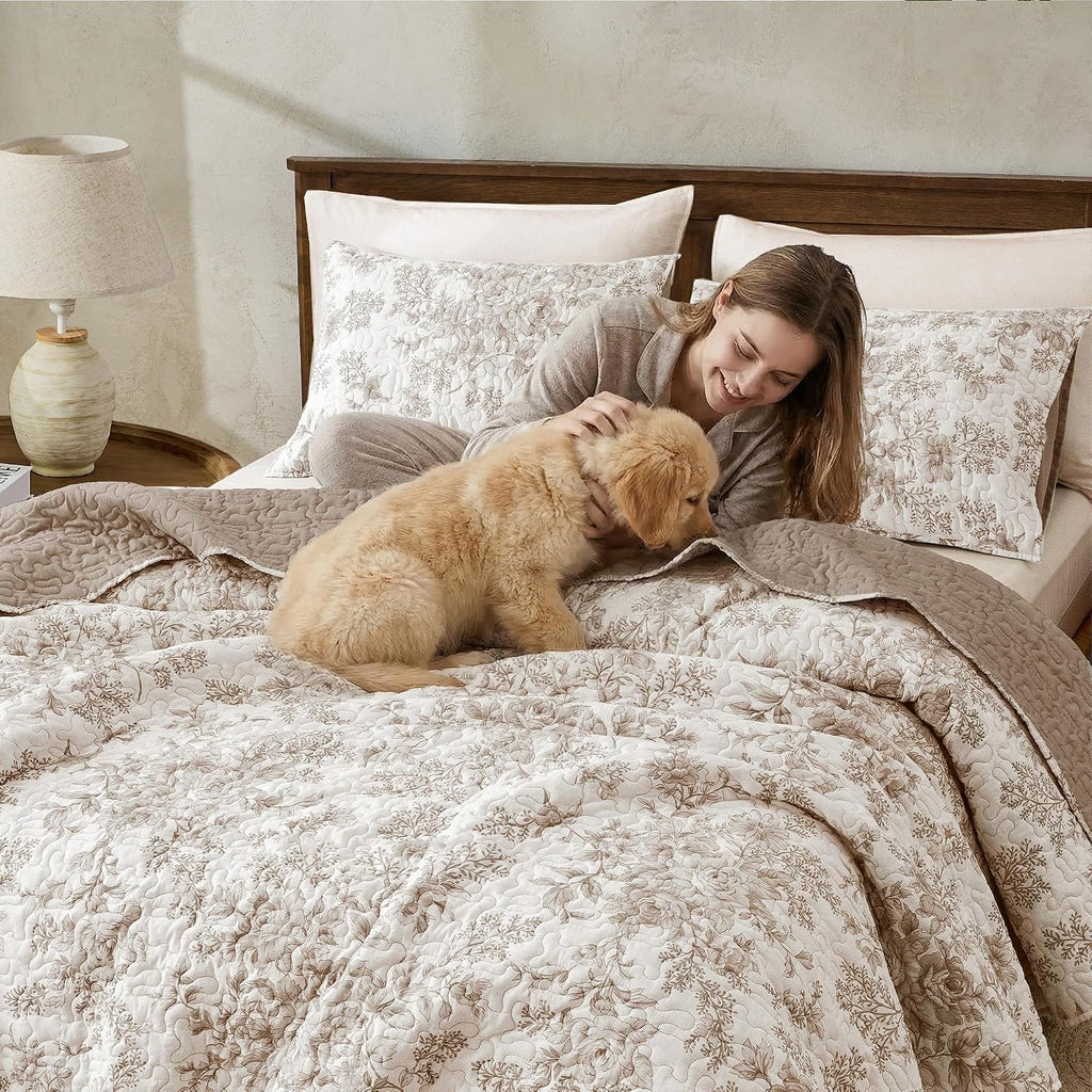 Taupe Floral Quilt Queen, Summer Cooling 3 Piece Cotton Vintage Farmhouse Bedding Set, Machine Washable Lightweight