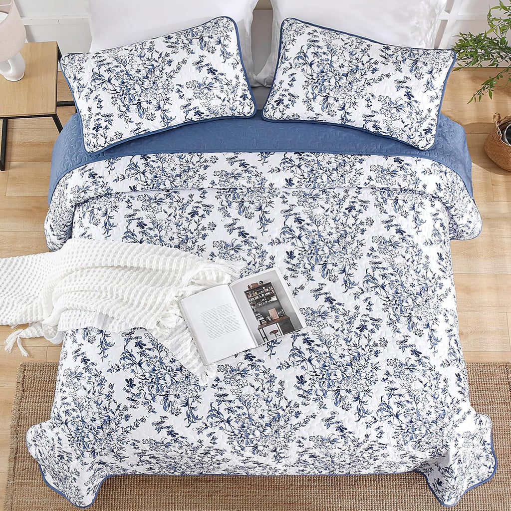 Quilt Queen, Blue Quilt Bedding Set with 2 Pillowcases, Botanical Quilts for Queen Bed, Soft Microfiber Lightweight
