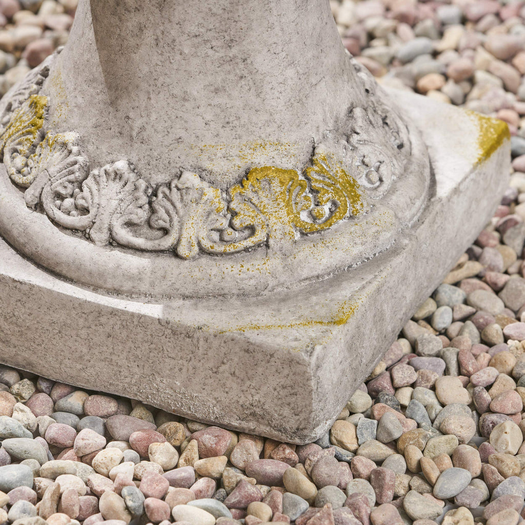 Chalice Garden Urn Planter, Roman, Botanical, Lightweight Concrete with Gray Moss Finish