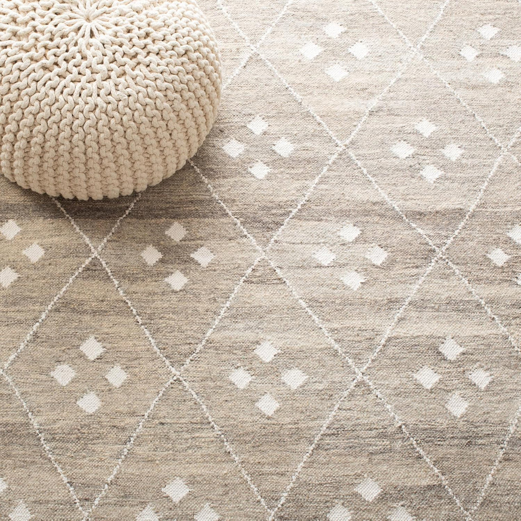 Natural Kilim Collection Accent Rug - 4' x 6', Natural & Ivory, Handmade Moroccan Boho Tribal Wool & Viscose, Ideal