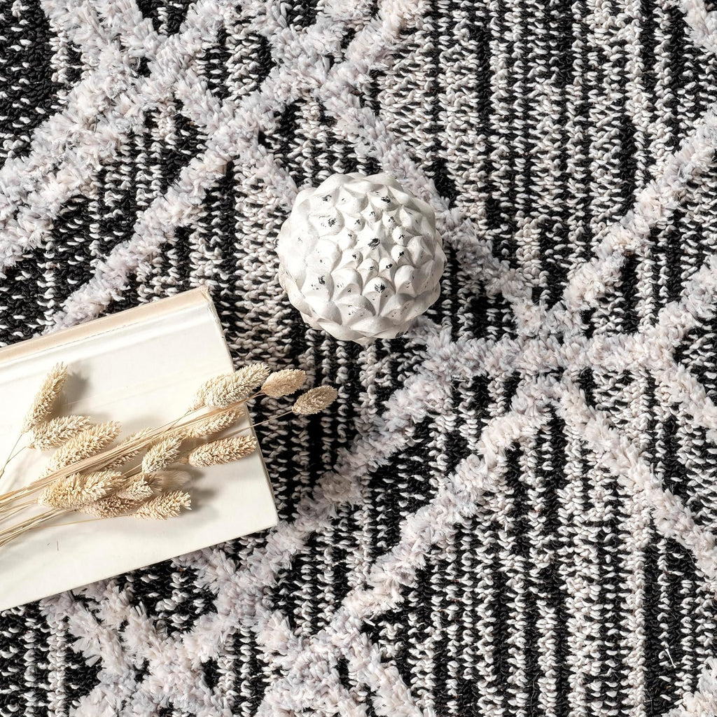 Ansley Moroccan Lattice Tassel Area Rug - 7x9 Area Rug Modern/Contemporary Grey/Off-White Rugs Bedroom Dining Room