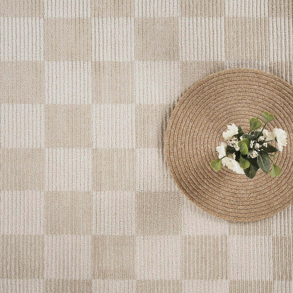 Plush Deco Collection Cream Area Rug - Checkered Pattern, Machine Washable, Non-Shedding, Easy to Clean