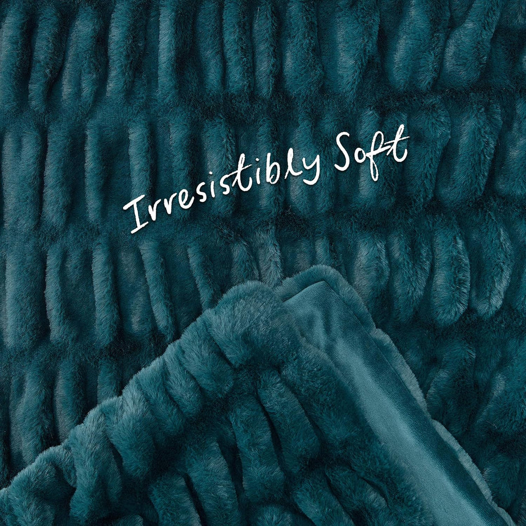 Premium Ruched Faux Fur Throw Blanket - Luxurious, Soft Reversible Mink Blanket - 50" x 65" - Teal
