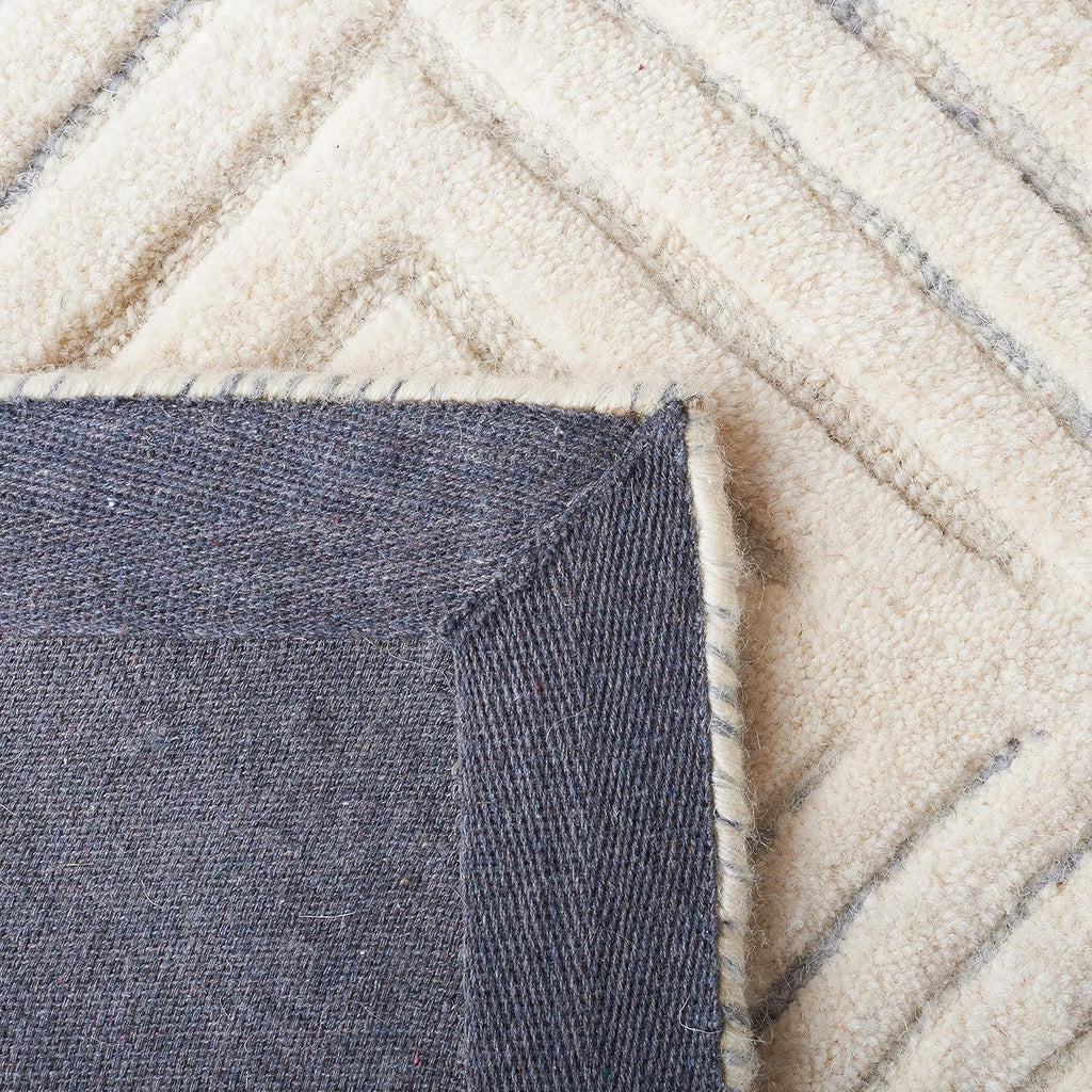 Artistry Collection Accent Rug, Ivory & Light Grey, Handmade Moroccan Boho Wool, Ideal for High Traffic