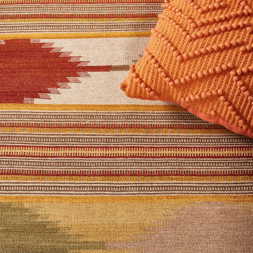 Kilim Collection Accent Rug, Natural & Multi, Handmade Southwestern Tribal Wool, Ideal for High Traffic