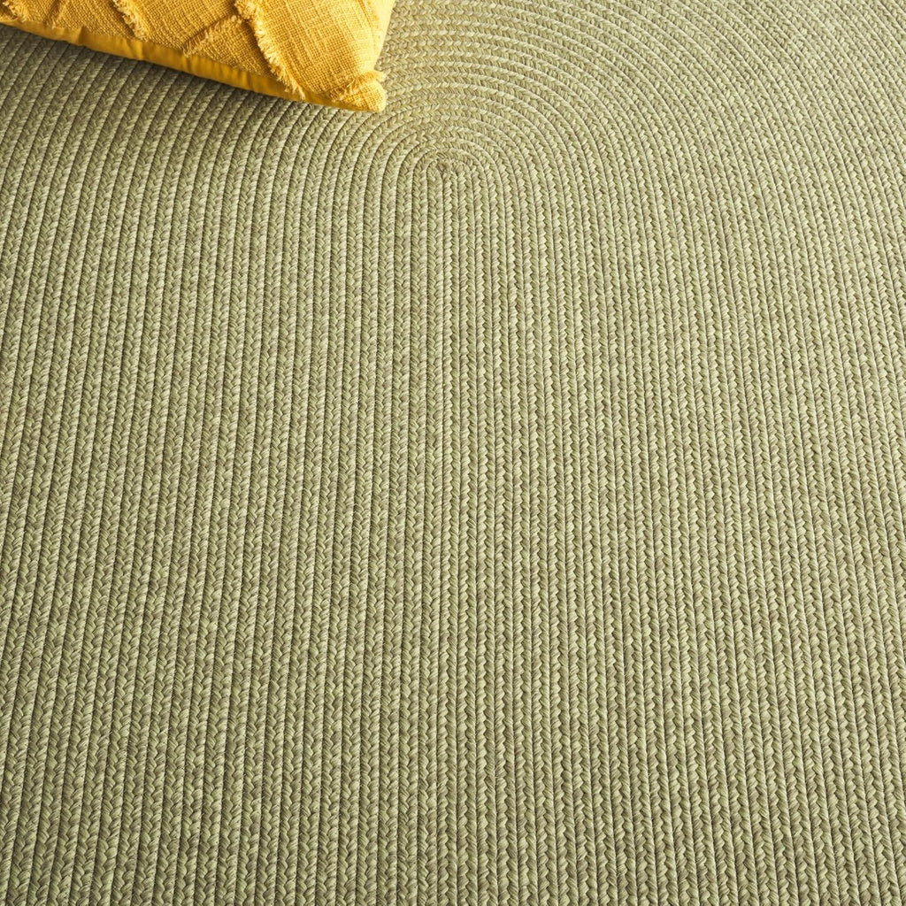 Braided Indoor/Outdoor Washable Oval Rug 4x6, Sage BRD317W