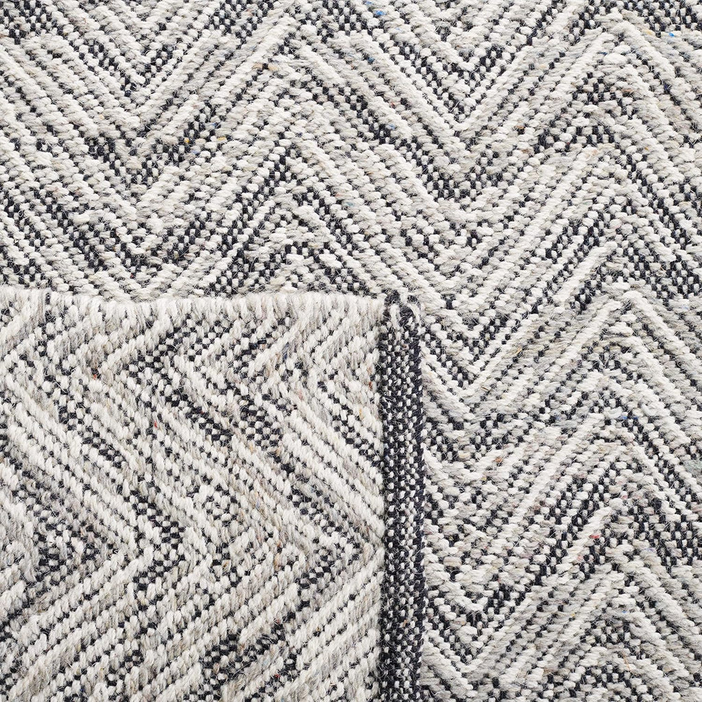 Kilim Collection Area Rug, Grey & Beige, Handmade Flat Weave Wool, Ideal for High Traffic Areas (KLM401G)